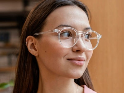 Clear shop glasses trend