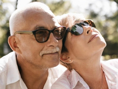 How to choose the right sunglasses for old people