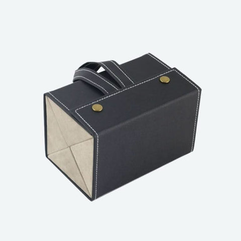 Case | 4 Slots Dollger